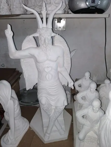 Imagem Baphomet Exu Belzebu Escultura Bafomé em Gesso Cru 80