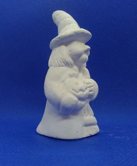 Imagem Bruxa da Sorte Escultura em Gesso Puro para Pintar