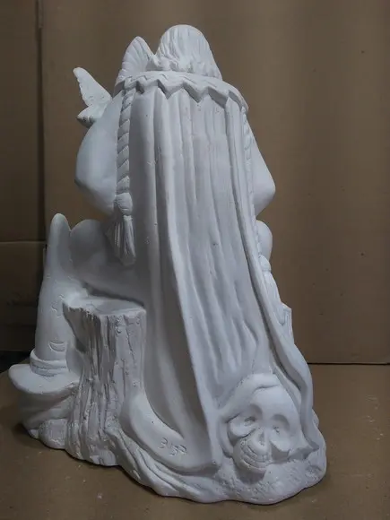 Imagem Bruxo Ravengar Escultura em Gesso Cru para Pintar
