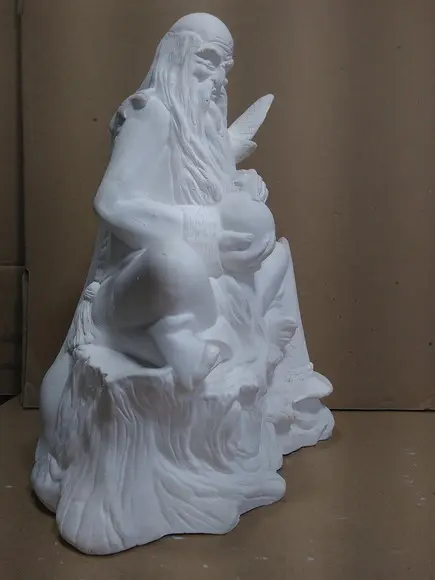 Imagem Bruxo Ravengar Escultura em Gesso Cru para Pintar