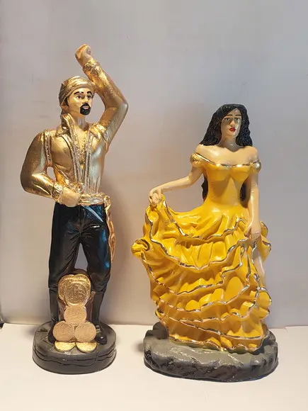 Imagem Casal de Ciganos do Ouro Cigano Vladimir Cigana Ouro