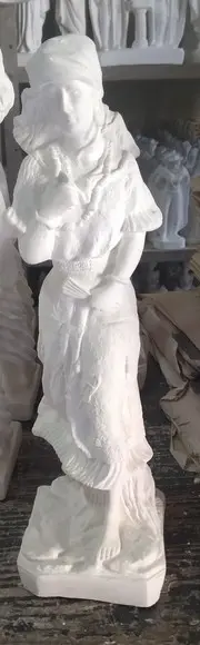Imagem Cigana Carmencita Escultura Cigana Rainha Carmecita