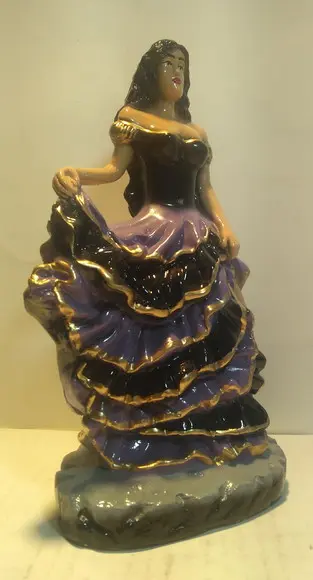 Imagem Cigana do Amor Escultura Cigana 7 Saias das Rosas