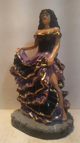 Imagem Cigana do Amor Escultura Cigana 7 Saias das Rosas