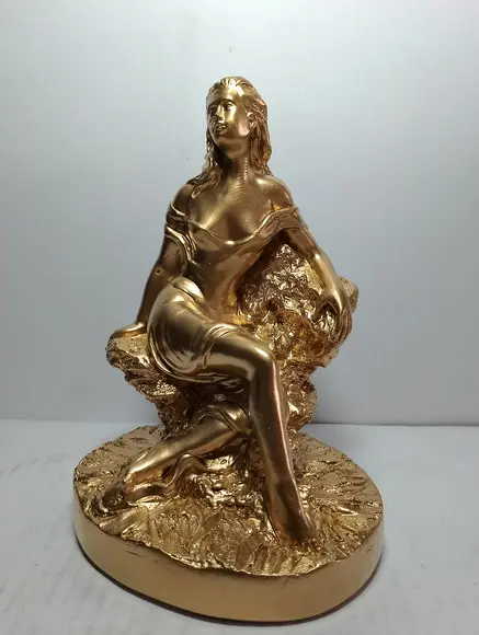 Imagem Cigana do Ouro Sentada Escultura Cigana Toda Dourada
