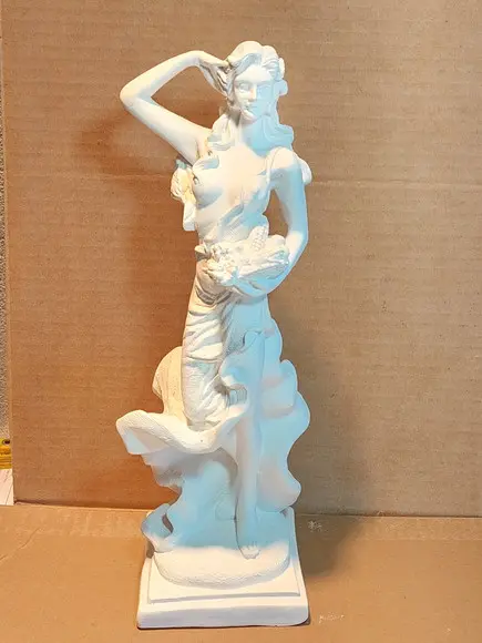 Imagem Cigana Sarita Escultura Cigana sem Nome em Gesso Cru