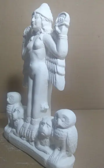Imagem Deusa Lilith Escultura Gesso Cru P/pintar c/ 20cm