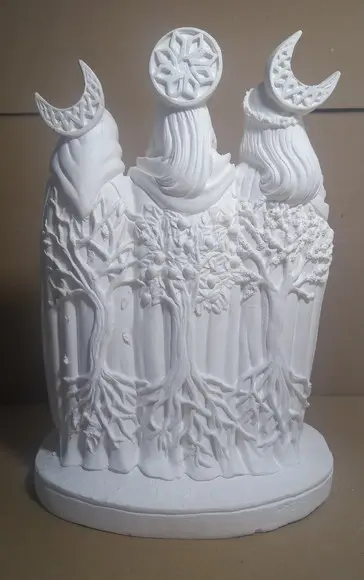 Imagem Deusa Tríplice Escultura Deusa Triplici em Gesso Cru