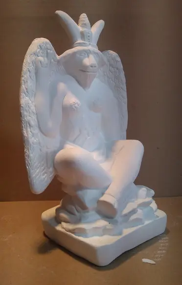 Imagem Exu Belzebu Escultura Bafomé Baphomet Gesso Cru Nova