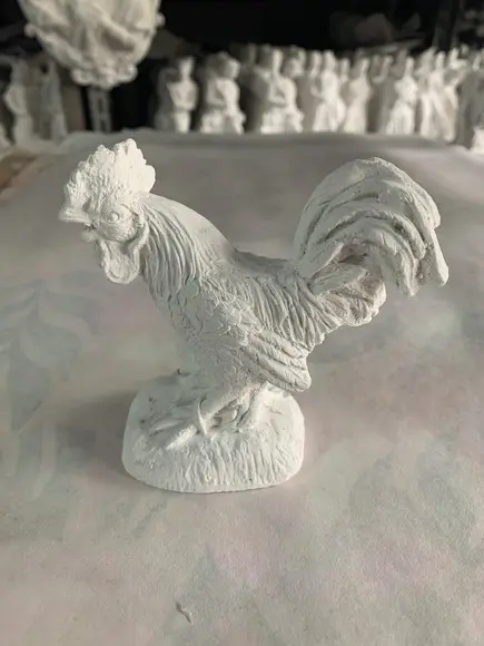 Imagem Galo Caipira Pequeno em Gesso Cru para Pintar