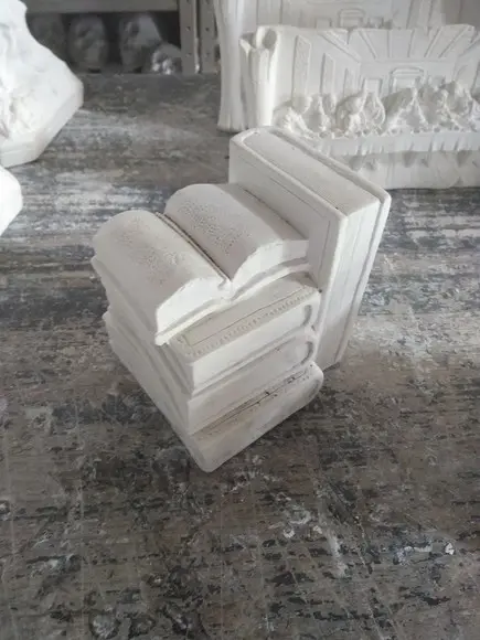 Imagem Livro Escultura p/ Colocar Livros no Meio Gesso o Par