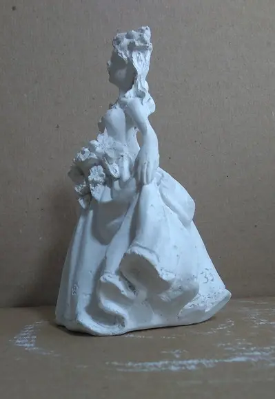 Imagem Menina Formada Escultura para Pintar em Gesso Cru