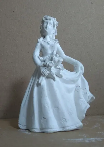 Imagem Menina Formada Escultura para Pintar em Gesso Cru