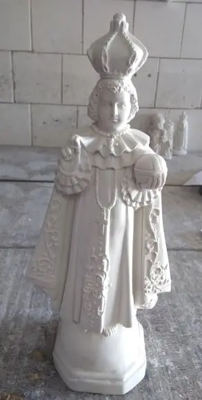 Imagem Menino Jesus de Praga Escultura em Gesso Cru