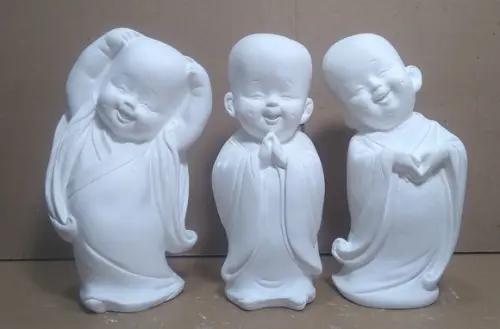 Imagem Monge Escultura Trio de Monges em Gesso Cru Budas