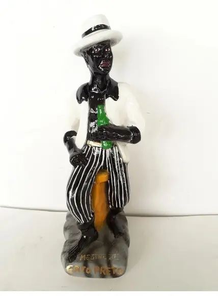 Imagem Mestre Zé Gato Preto Escultura Malandro Zé Gato Preto
