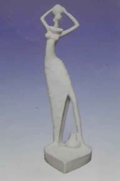 Imagem Negra Coração Escultura em Gesso Cru para Pintar