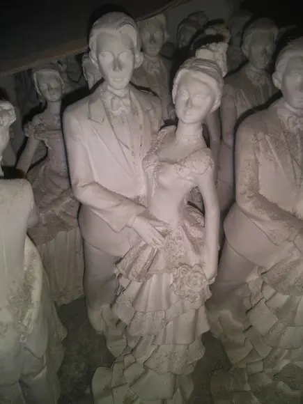 Imagem Noivos Românticos Escultura Noivinhos para Enfeitar