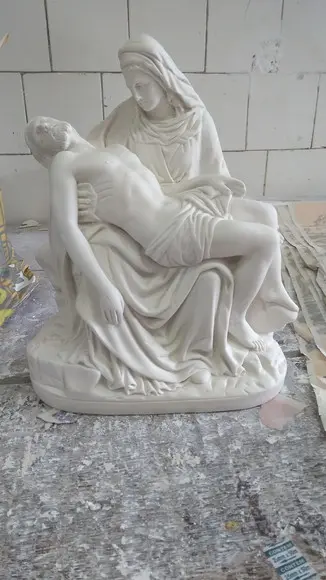 Imagem Nossa Senhora Pietá Escultura Sra. Pieta Gesso Cru