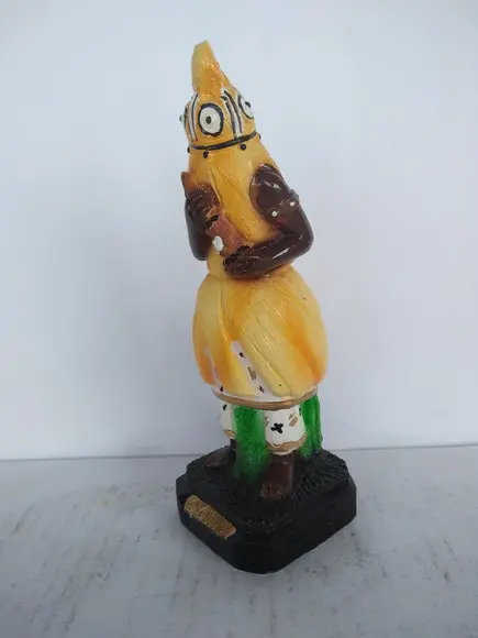 Imagem Omulu Escultura Orixá Omulu em Gesso Natural 20cm