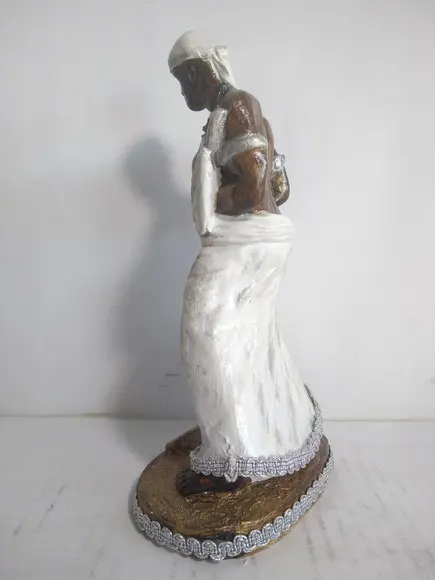 Imagem Oxaguiã Escultura Oxaguian Orixá Candomblé Africano