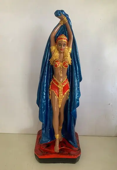 Imagem Pomba Gira da Noite Escultura 100% em Gesso Natural