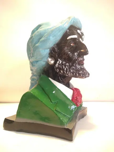 Imagem Preto Velho Pai Jacob Escultura do Busto em Gesso