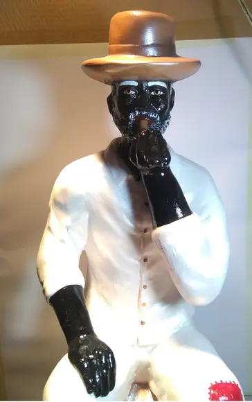 Imagem Preto Velho Pai João Escultura Grande com Chapéu 65cm