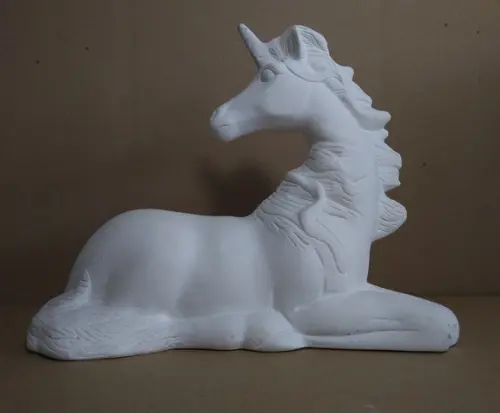 Imagem Unicórnio Sentado Escultura Cavalo Unicórnio Sentado