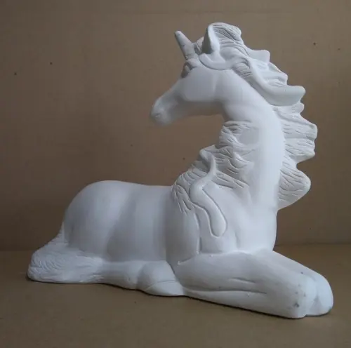 Imagem Unicórnio Sentado Escultura Cavalo Unicórnio Sentado