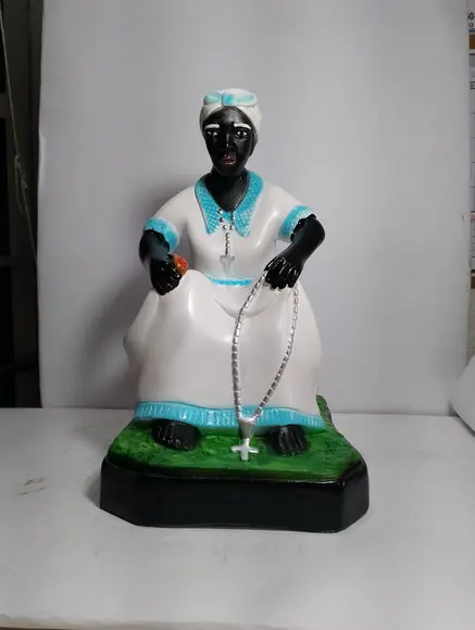 Imagem Vó Maria do Rosário Escultura Preta Velha do Rosário