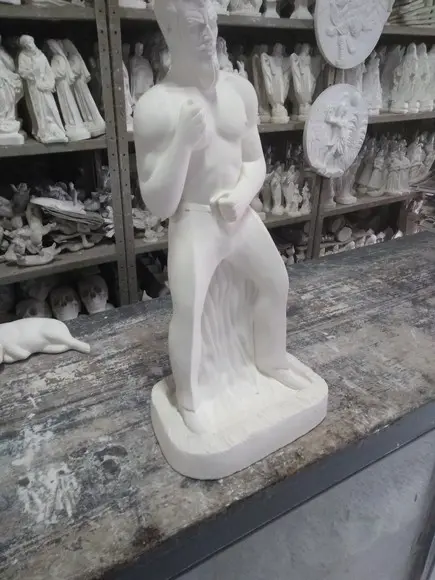 Lúcifer Imagem Exu Lucifer em Gesso Cru 60cm