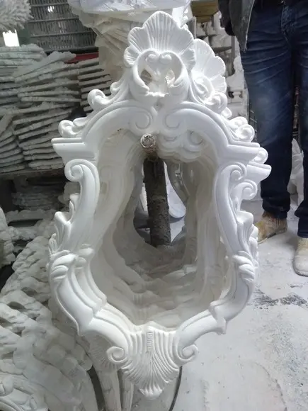 Moldura Violão de Parede em Gesso Cru Escultura p/ Pendurar