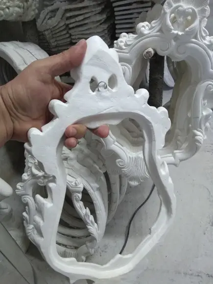 Moldura Violão de Parede em Gesso Cru Escultura p/ Pendurar