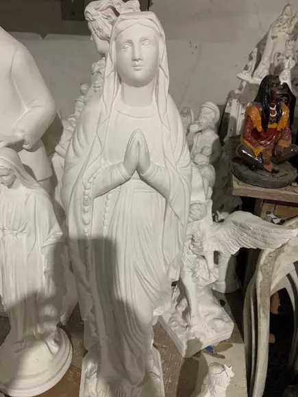 Nossa Senhora de Lourdes Imagem de N S Lourdes
