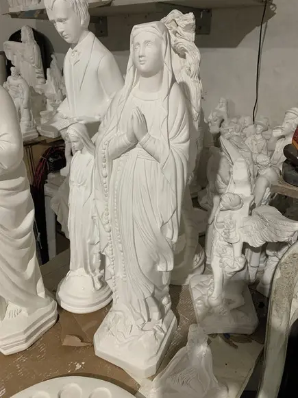 Nossa Senhora de Lourdes Imagem de N S Lourdes
