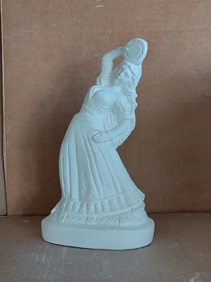 Pomba Gira Cigana com Pandeiro Imagem Modelo Novo 20cm