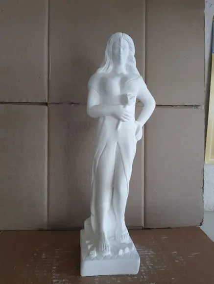 Pomba Gira Dama da Noite Imagem das Rosas ou 7 Rosas