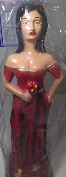 Pomba Gira das Rosas Imagem Pomba Gira com Rosas
