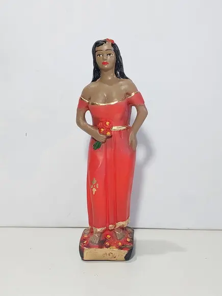 Pomba Gira das Rosas Imagem Pomba Gira com Rosas