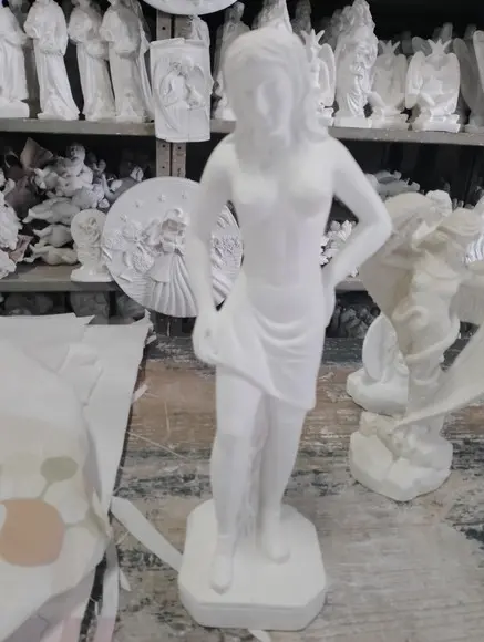 Pomba Gira Maria Padilha Imagem em Gesso Cru Maria Padilha