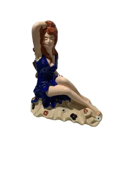 Pomba Gira Menina da Praia Imagem da Pomba Gira Sentada
