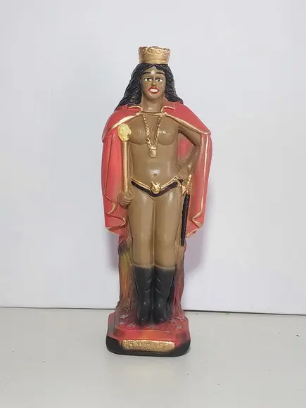 Pomba Gira Rainha das 7 Encruzilhadas Imagem 7 Encruzilhadas