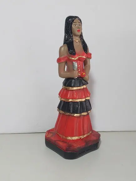 Pomba Gira sem Nome Imagem Menina com Saia Rodada p/ Batismo