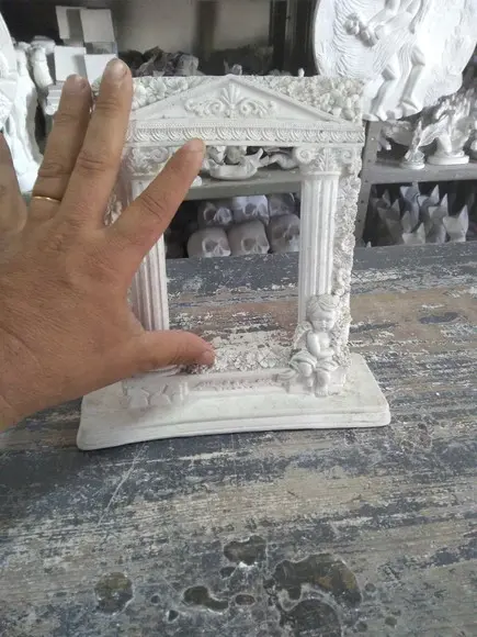 Porta Retrato Romano Escultura Gesso Cru para Colocar Foto