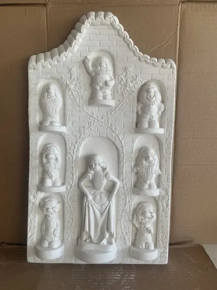 Quadro de Parede Branca de Neve e os 7 Anões em Gesso Cru