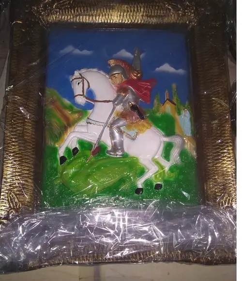 Quadro São Jorge Imagem em Relevo Escultura Moldura em Gesso