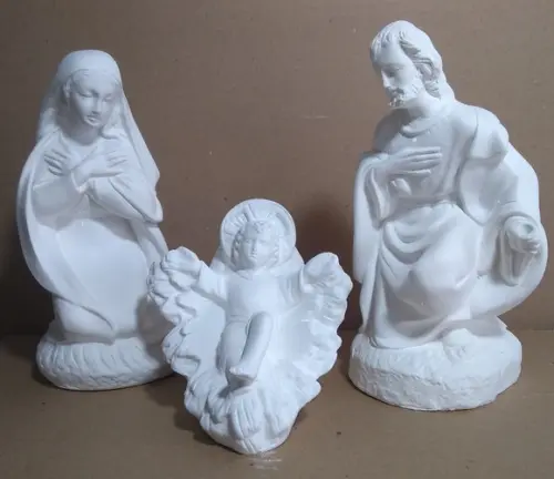 Sagrada Família Presépio c/ 3 Imagem José Maria Menino Jesus