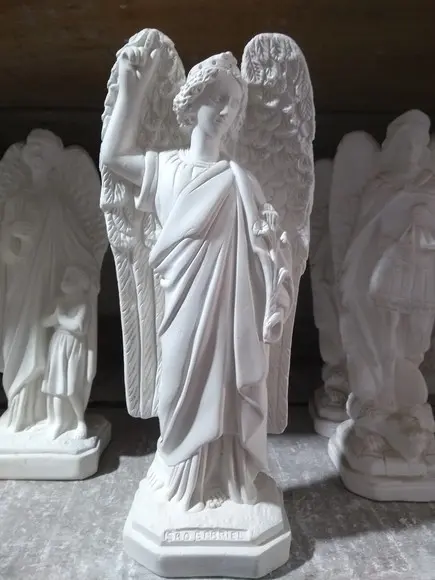 São Gabriel Imagem Arcanjo Gabriel em Gesso Cru Anjo