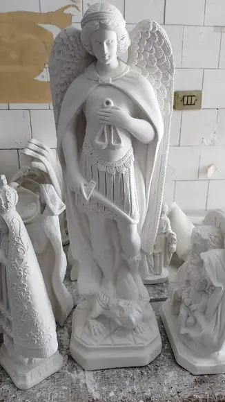 São Miguel Arcanjo Imagem do Anjo Miguel Arcanjos c/ 60cm